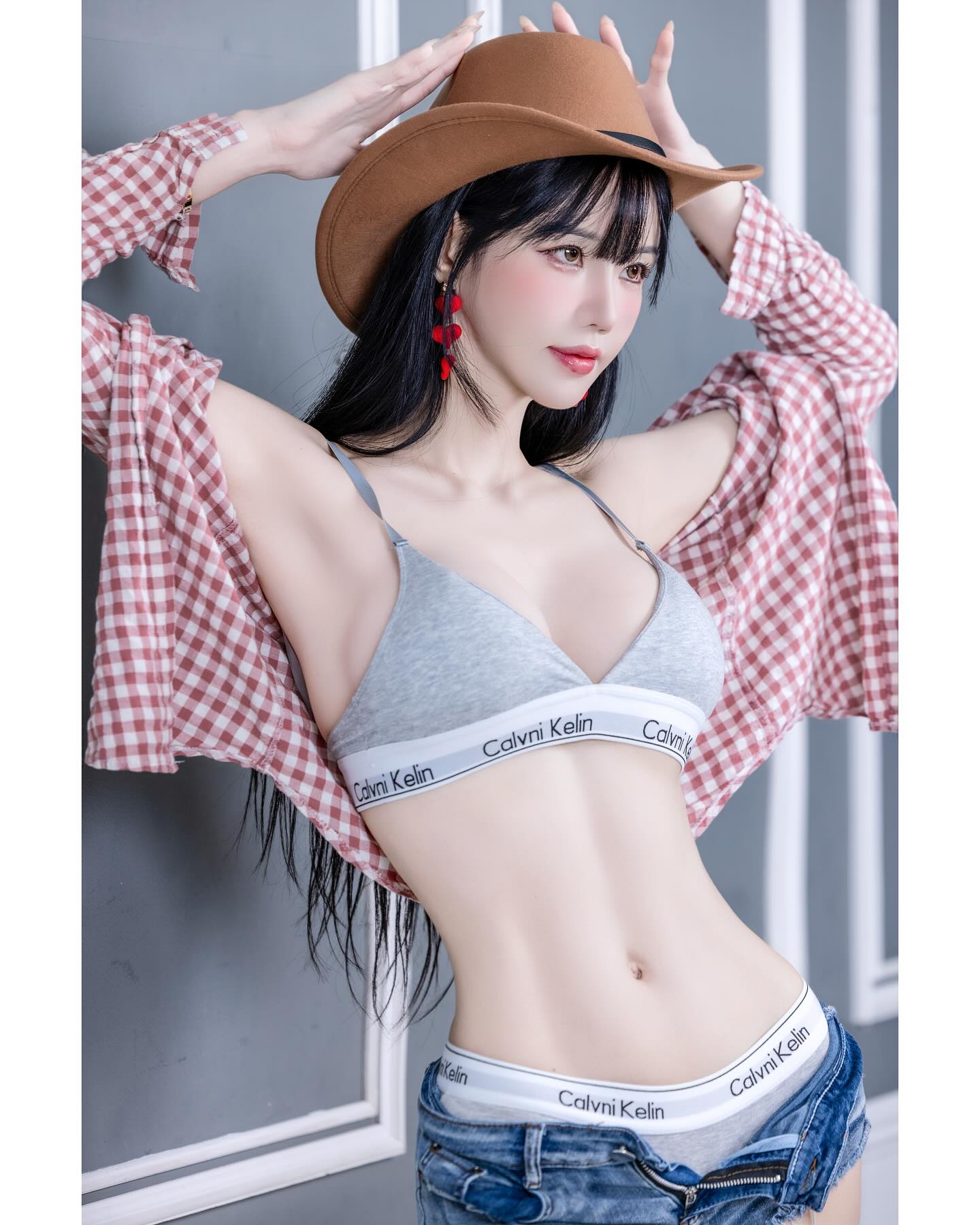 Min Hanna（闵汉娜）